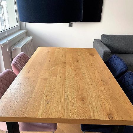 A Modern Apartment For 2 People คราคูฟ ภายนอก รูปภาพ